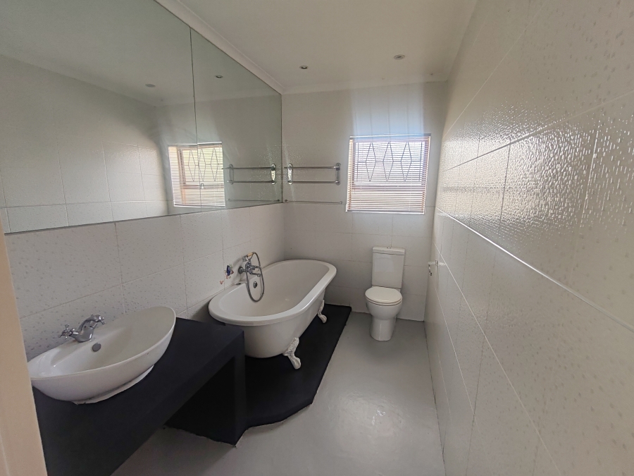 3 Bedroom Property for Sale in Retief Eastern Cape